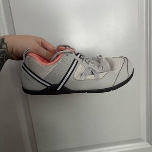 Xero Shoes Women’s 7.5 Prio Lace Up Outdoor Athletic Sneakers